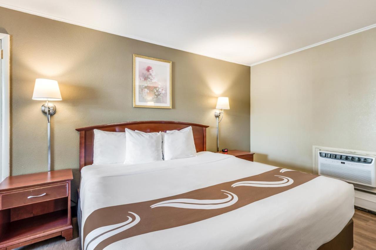 Rodeway Inn Poughkeepsie Eksteriør bilde